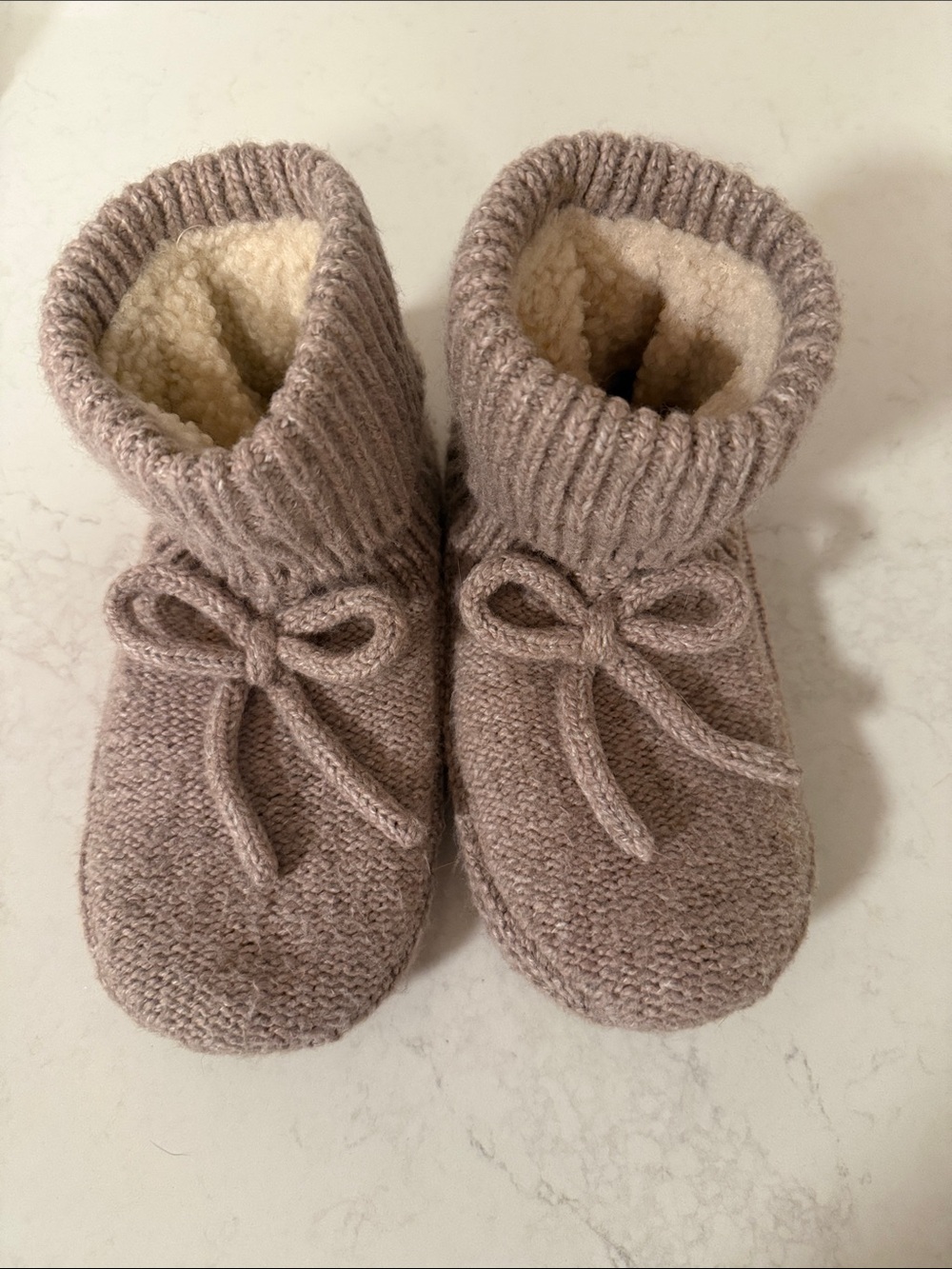 Bombas  house socks /  slippers super comfy